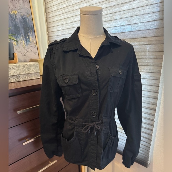 Divided H&M Women's Black Utility Jacket. Size 36/US 6 - Picture 2 of 8